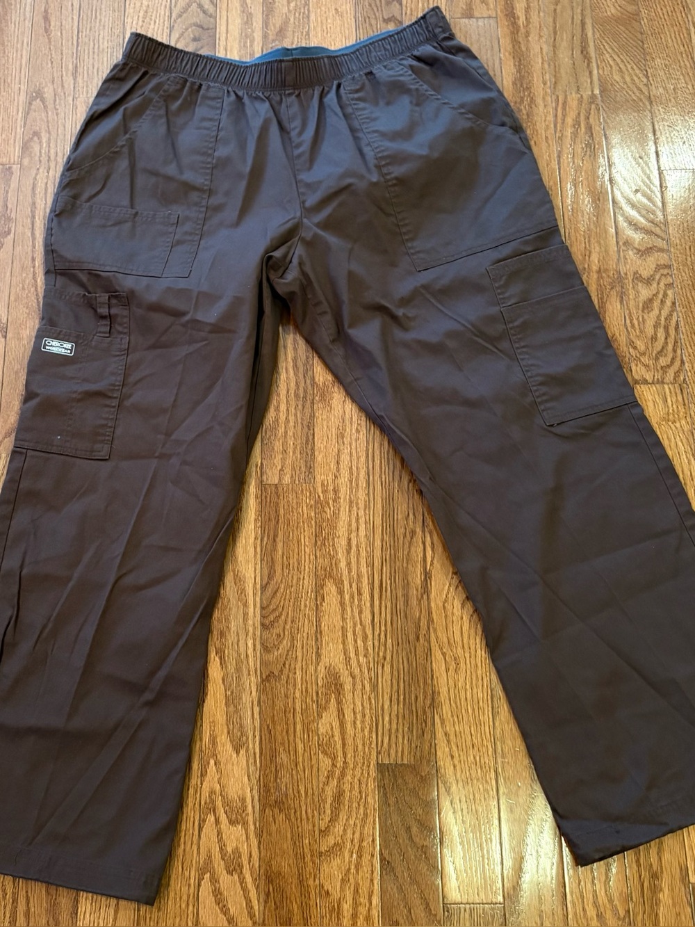 Brown Cherokee work wear cargo scrub pants with elastic waist and utility pocket - Picture 1 of 6